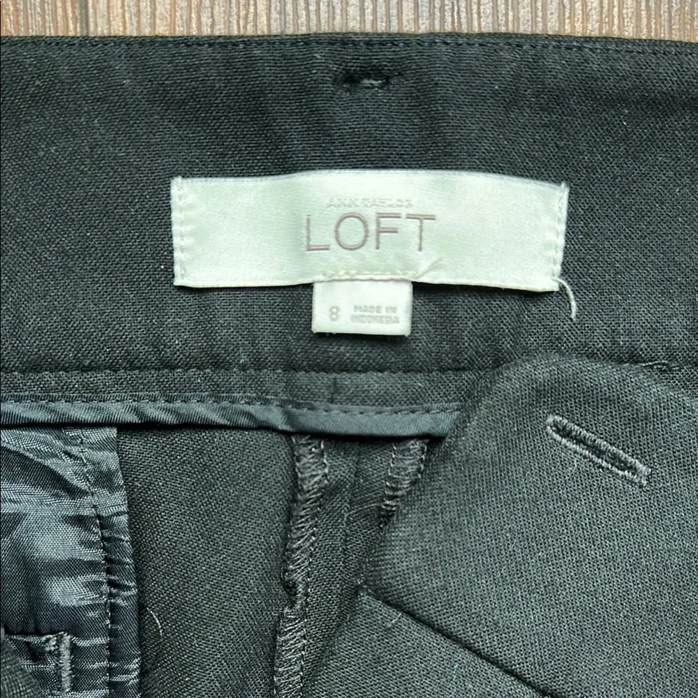 💚💚EUC LOFT Black Trousers💚💚